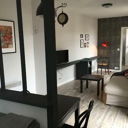 Appartement Aux Bordures De Centre Ville Pret De La Gare. มงต์เปอลิเยร์ ภายนอก รูปภาพ